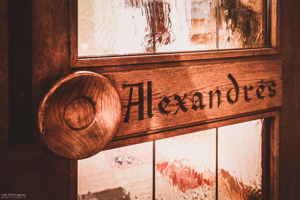 Hotel Alexandres Аппиано-Сулла-Страда-дель-Вино Экстерьер фото