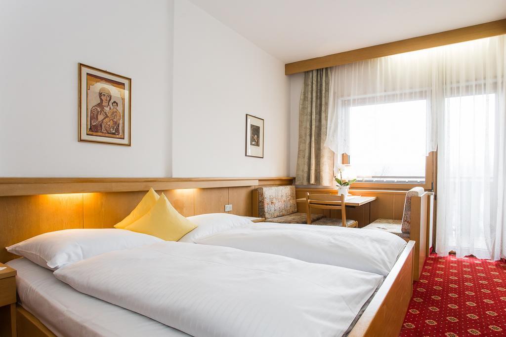 Hotel Alexandres Аппиано-Сулла-Страда-дель-Вино Экстерьер фото