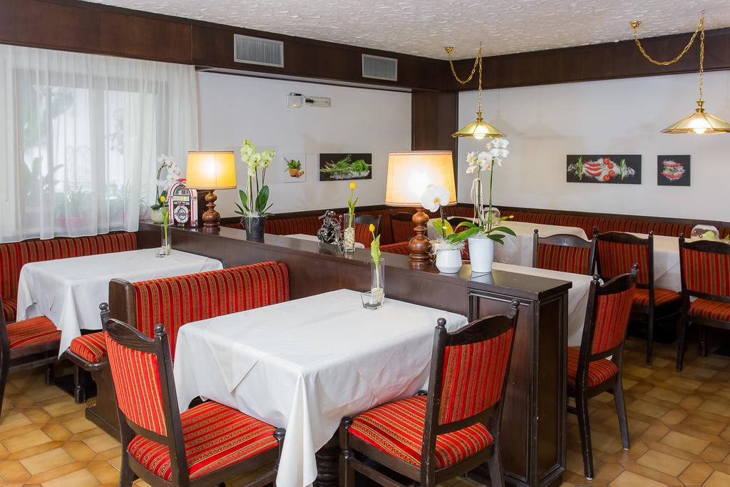 Hotel Alexandres Аппиано-Сулла-Страда-дель-Вино Экстерьер фото